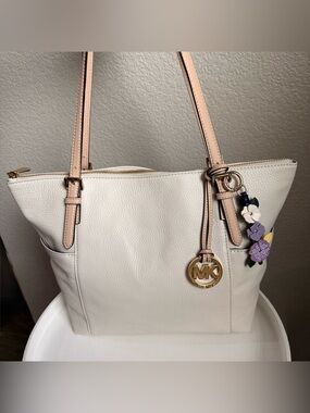 Michael Kors Jet Set East West Top Zip Tote Ivory Pebbled Leather